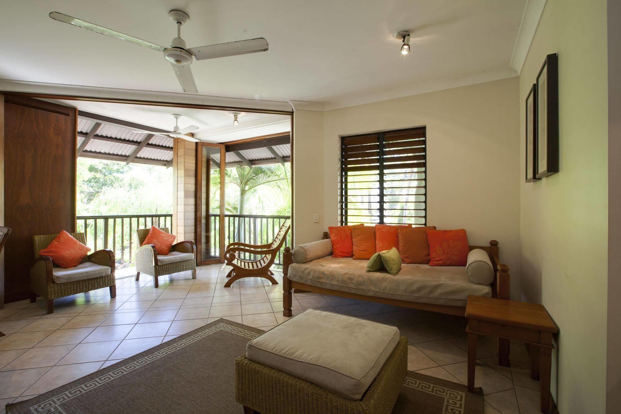 Seascape Holidays - Hibiscus ميناء دوغلاس المظهر الخارجي الصورة